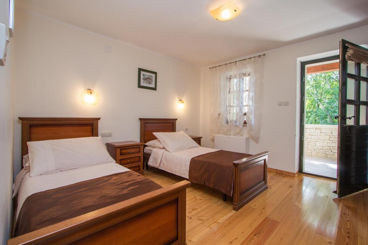 Villa Kringa Tinjan Bagian luar foto