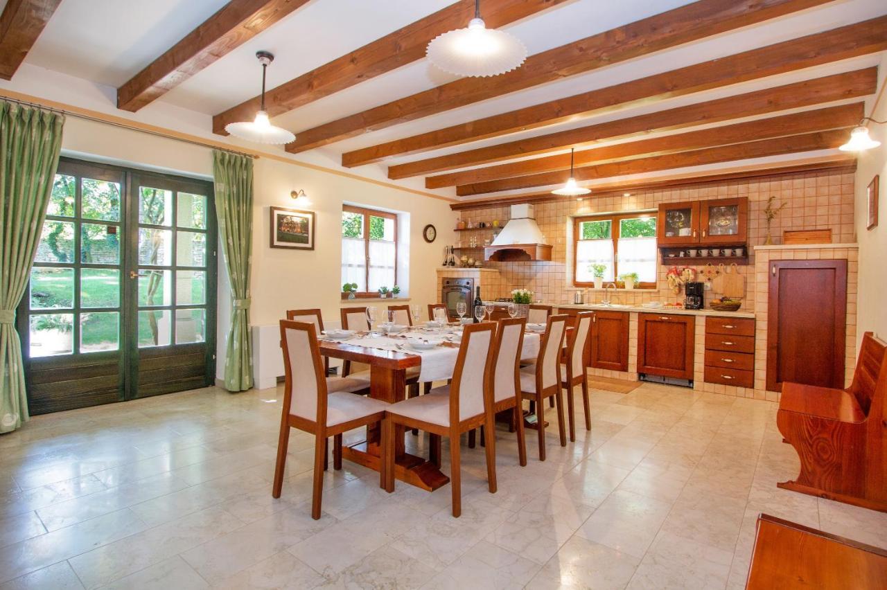 Villa Kringa Tinjan Bagian luar foto