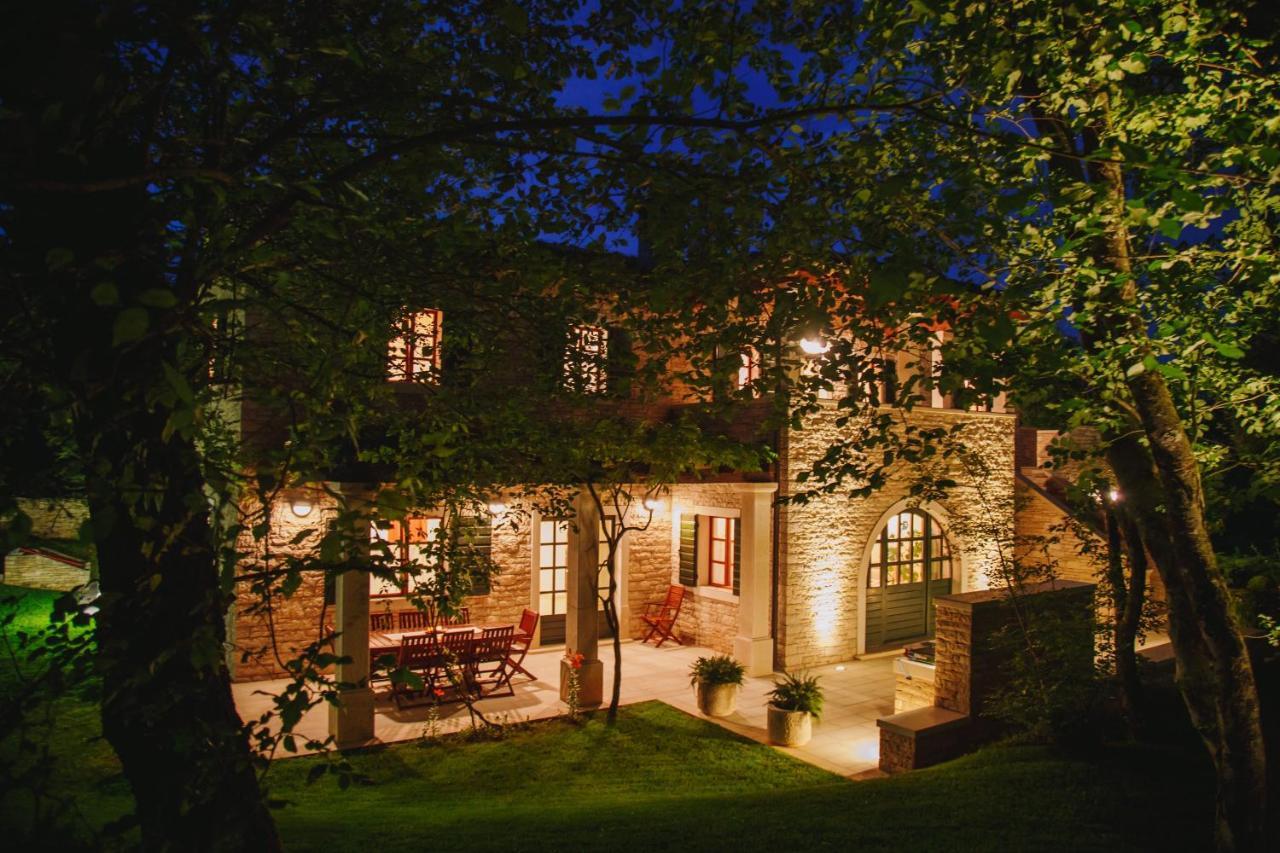 Villa Kringa Tinjan Bagian luar foto